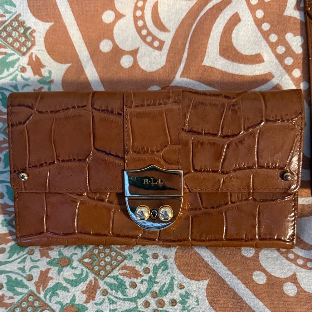 Lauren Ralph Lauren Brown Croc-Embossed Wallet and Wristlet Set - Picture 2 of 5